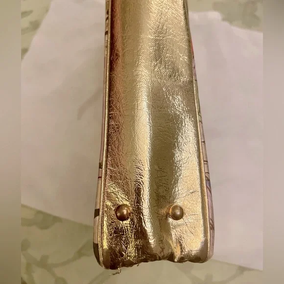 Rosart Vintage Oriental Scene Fabric Rectangle Handbag with Gold Leather Accents - Picture 9 of 16